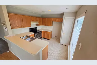 6301 Fairlane Drive, Arlington, TX 76001 - Photo 7