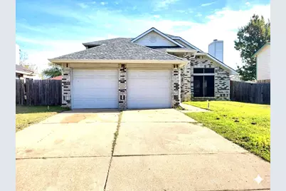 6301 Fairlane Drive, Arlington, TX 76001 - Photo 3