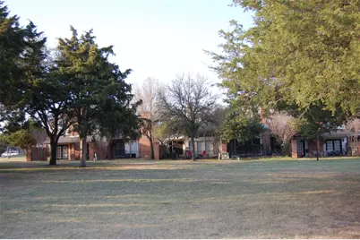 708 Carriage Way, Duncanville, TX 75137 - Photo 35