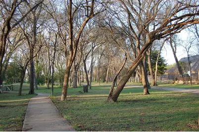 708 Carriage Way, Duncanville, TX 75137 - Photo 37