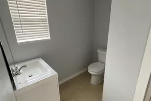 1208 E Magnolia Ave, Fort Worth, TX 76104 - Photo 5