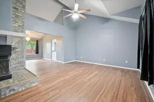 63 Robins Nest Dr, Hickory Creek, TX 75065 - Photo 5