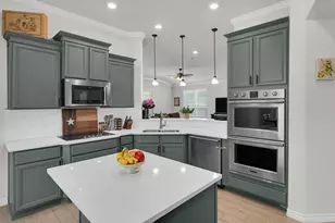 404 Calder St, Waco, TX 76712 - Photo 13