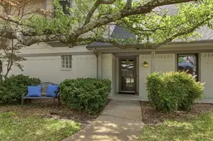 237 Woodcrest Dr, Richardson, TX 75080 - Photo 1