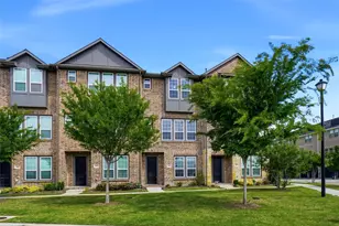 695 Vista Del Lago Dr, Lewisville, TX 75067 - Photo 7