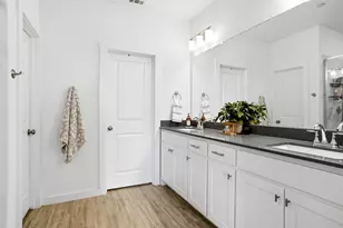 695 Vista Del Lago Dr, Lewisville, TX 75067 - Photo 29