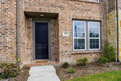695 Vista Del Lago Drive, Lewisville, TX 75067 - Photo 9