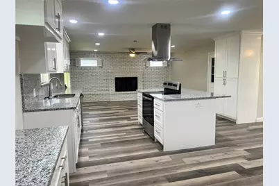 1508 Grantland Circle, Fort Worth, TX 76112 - Photo 5