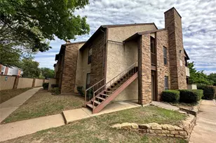 2109 Horizon Trail, Arlington, TX 76011 - Photo 1