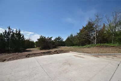 640 W Kilpatrick Street, Cleburne, TX 76033 - Photo 3