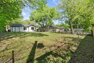 8225 Carlos St, White Settlement, TX 76108 - Photo 25