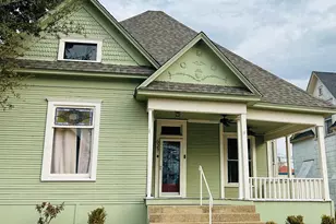 627 W Chestnut St, Denison, TX 75020 - Photo 1