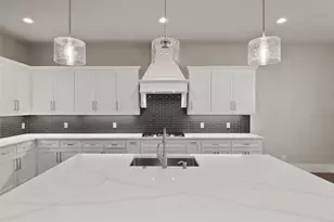 8512 Fresh Mdws Rd, North Richland Hills, TX 76182 - Photo 15