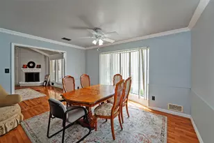 6610 Shell Flower Ln, Dallas, TX 75252 - Photo 13