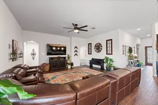 3117 Arbor View Dr, Burleson, TX 76028 - Photo 9