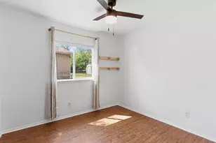 201 Bluebird Cir, Denton, TX 76209 - Photo 15