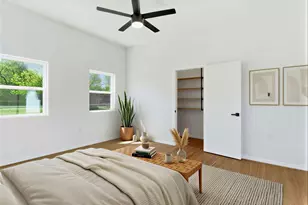 201 Bluebird Cir, Denton, TX 76209 - Photo 5