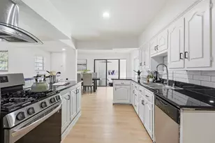 1711 Essex Ave, Dallas, TX 75203 - Photo 13