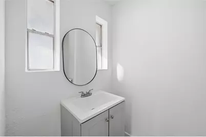 1711 Essex Avenue, Dallas, TX 75203 - Photo 21