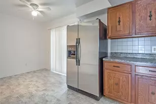 635 Haines Ave, Dallas, TX 75208 - Photo 11