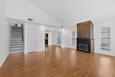 635 Haines Avenue, Dallas, TX 75208 - Photo 7