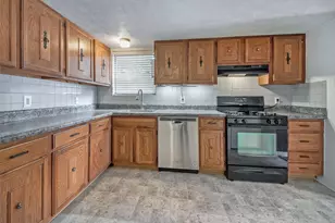 635 Haines Ave, Dallas, TX 75208 - Photo 3