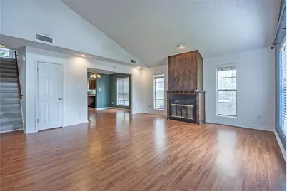 635 Haines Avenue, Dallas, TX 75208 - Photo 5