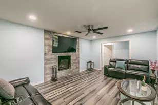 904 Sherman St, Tioga, TX 76271 - Photo 15