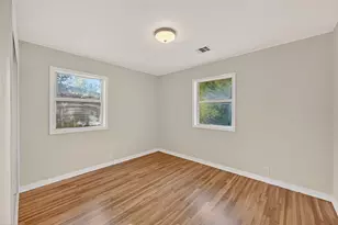 2116 Marilyn Ln, Arlington, TX 76010 - Photo 17