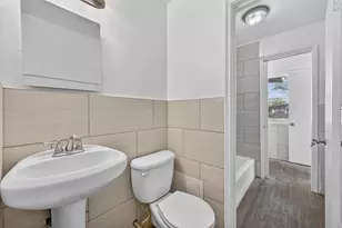 2116 Marilyn Ln, Arlington, TX 76010 - Photo 13