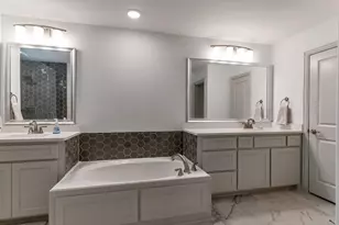 1900 Melinda Ln, Farmers Branch, TX 75234 - Photo 9