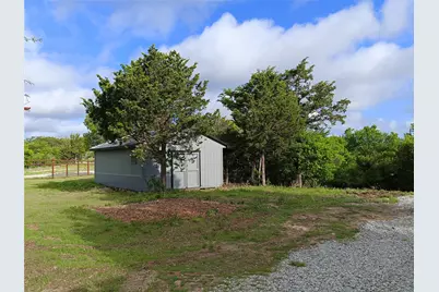 700 Woodhaven Drive, Springtown, TX 76082 - Photo 7