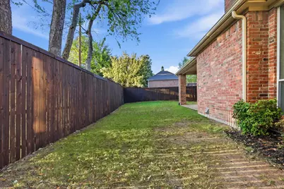 17431 Woods Edge Drive, Dallas, TX 75287 - Photo 33