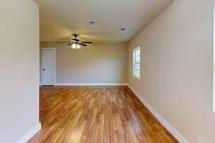 2640 Berryhill Dr, Fort Worth, TX 76105 - Photo 7