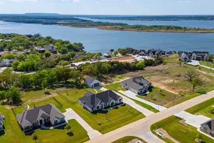 2012 Southern Rise Ct, Granbury, TX 76049 - Photo 39