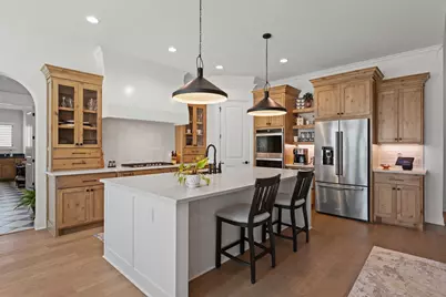 2012 Southern Rise Court, Granbury, TX 76049 - Photo 9