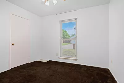 801 Meadowlark Drive, Mansfield, TX 76063 - Photo 11