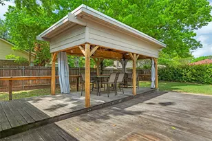 711 Hinsdale Dr, Arlington, TX 76006 - Photo 21