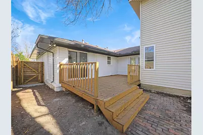 9011 Liptonshire Drive, Dallas, TX 75238 - Photo 39