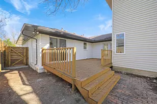 9011 Liptonshire Dr, Dallas, TX 75238 - Photo 39