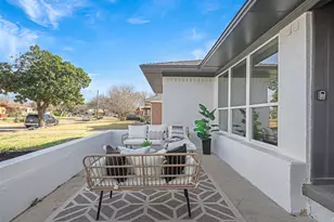 9011 Liptonshire Dr, Dallas, TX 75238 - Photo 37