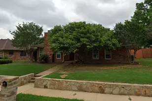 1414 Bogard Ln, Lewisville, TX 75077 - Photo 3