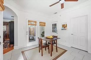 3332 W 4th St, Fort Worth, TX 76107 - Photo 13