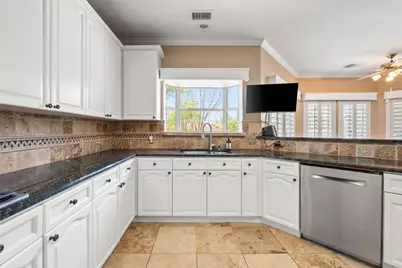 813 Saratoga Drive, Southlake, TX 76092 - Photo 13