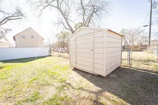 412 Pecan St, Clyde, TX 79510 - Photo 27