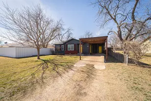 412 Pecan St, Clyde, TX 79510 - Photo 3