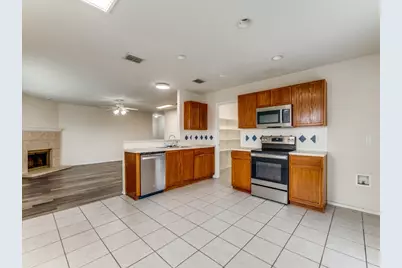 9436 Goldenview Drive, Fort Worth, TX 76244 - Photo 5