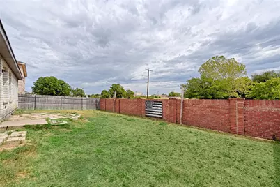 5348 Cameron Drive, Grand Prairie, TX 75052 - Photo 29