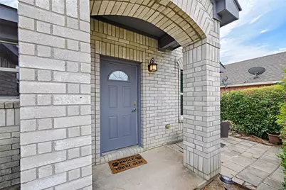 5348 Cameron Drive, Grand Prairie, TX 75052 - Photo 3