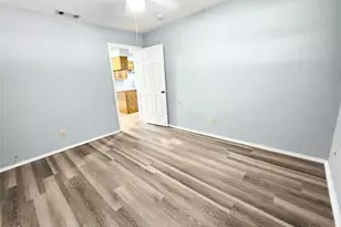 1124 Kathy Ln, Lewisville, TX 75067 - Photo 15